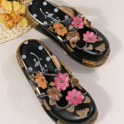 Ninette™ – Elegant Retro Sandals with Floral Detail