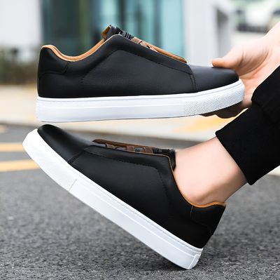 JAY| Navy Leather Sneakers