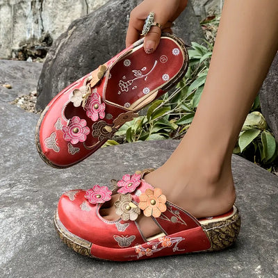 Ninette™ – Elegant Retro Sandals with Floral Detail
